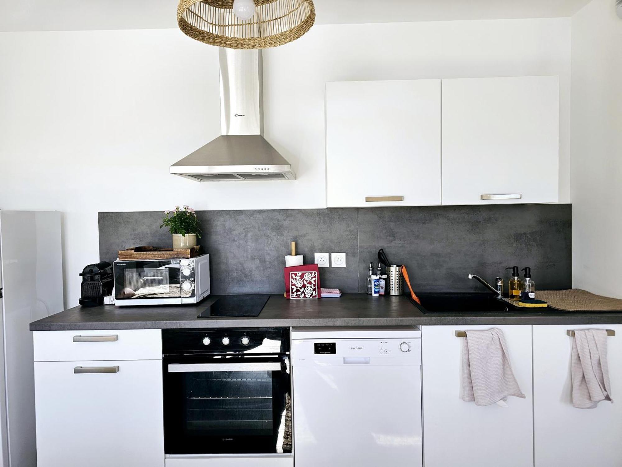 Lakeside Provence - Appartement Classe 4 Etoiles, Vue Sur Le Lac, Parking Sous-Sol, Double Clim مونتيو المظهر الخارجي الصورة