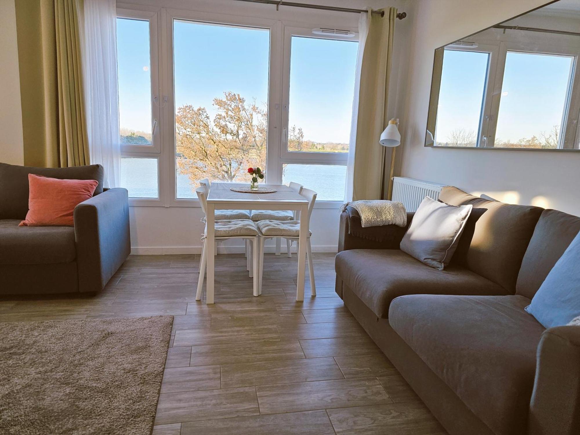 Lakeside Provence - Appartement Classe 4 Etoiles, Vue Sur Le Lac, Parking Sous-Sol, Double Clim مونتيو المظهر الخارجي الصورة