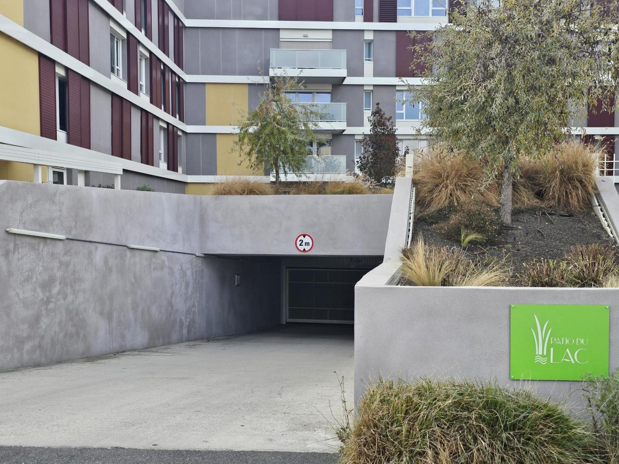Lakeside Provence - Appartement Classe 4 Etoiles, Vue Sur Le Lac, Parking Sous-Sol, Double Clim مونتيو المظهر الخارجي الصورة
